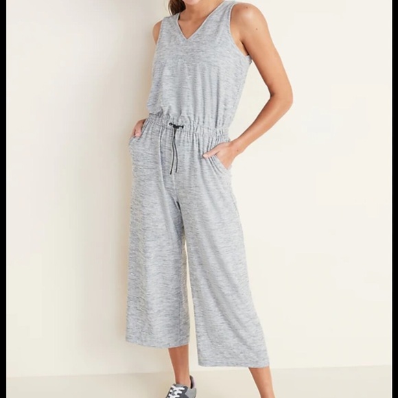 Old Navy Pants - Old Navy Women’s Breathe ON V-Neck Wide Leg Grey Athletic Lounge Jumpsuit